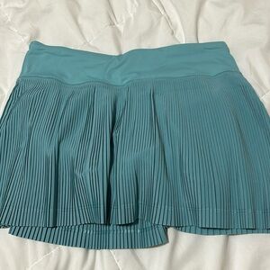 Lululemon varsity pleated skirt